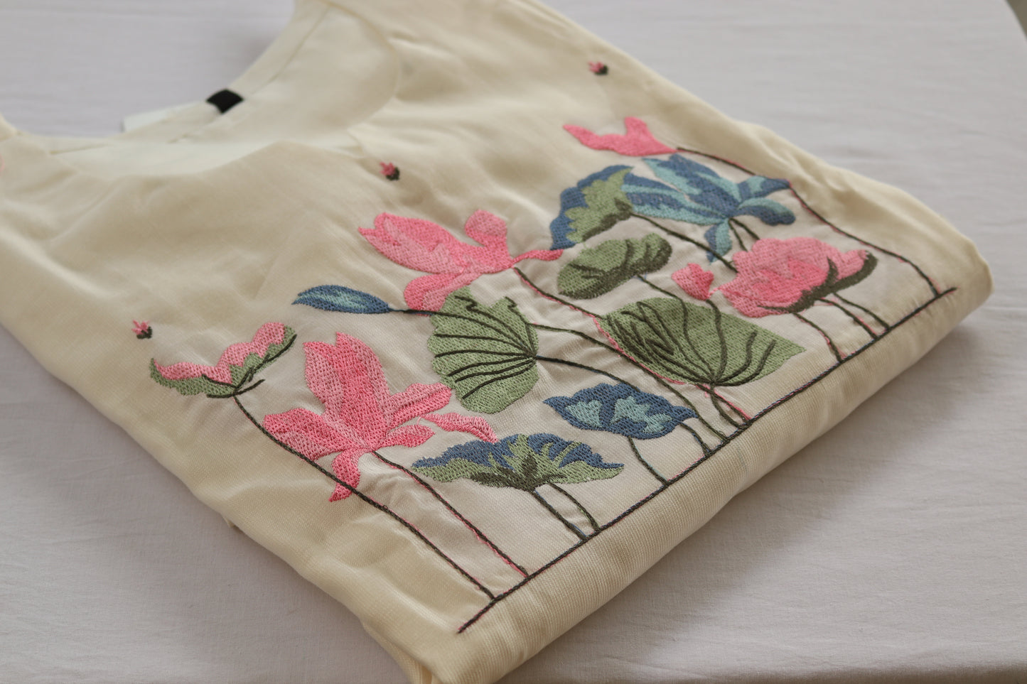 White Semi Cotton Floral Embroidered Kurti