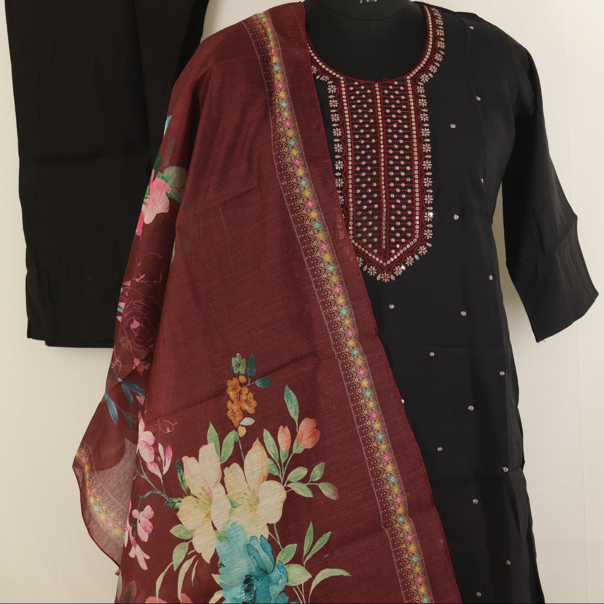 Midnight Grace Embroidered Kurta Set – Black with Maroon Floral Dupatta