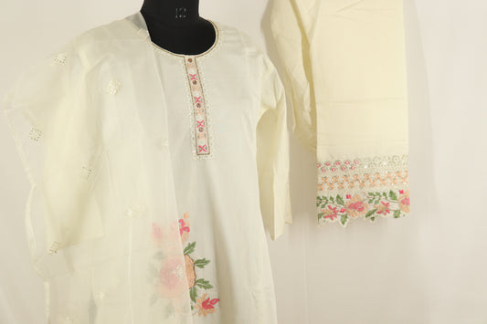 White Blossom Kurta Set - White with Floral Embroidery